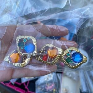 Vintage 80s costume jewelry!